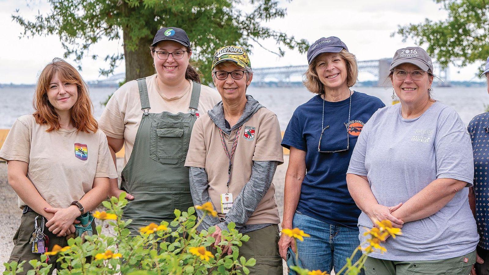 DNR's Suzanne Weber and Anne Arundel County UME Master Gardener Amy Willard at Sandy Point with volunteers