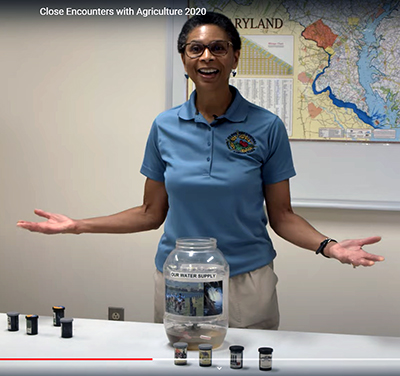 Wanda MacLachlan teaches about water quality in Chesapeake Bay