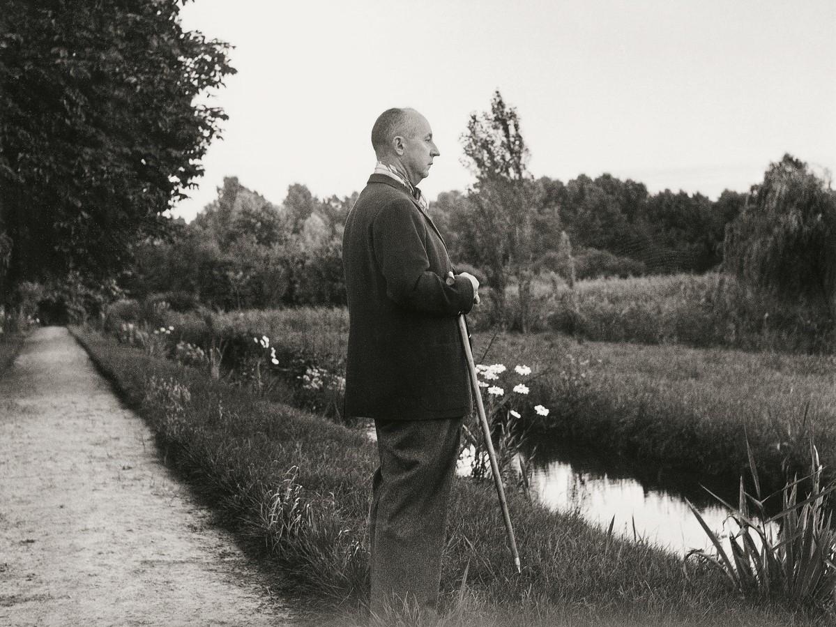 Dior overlooking gardens