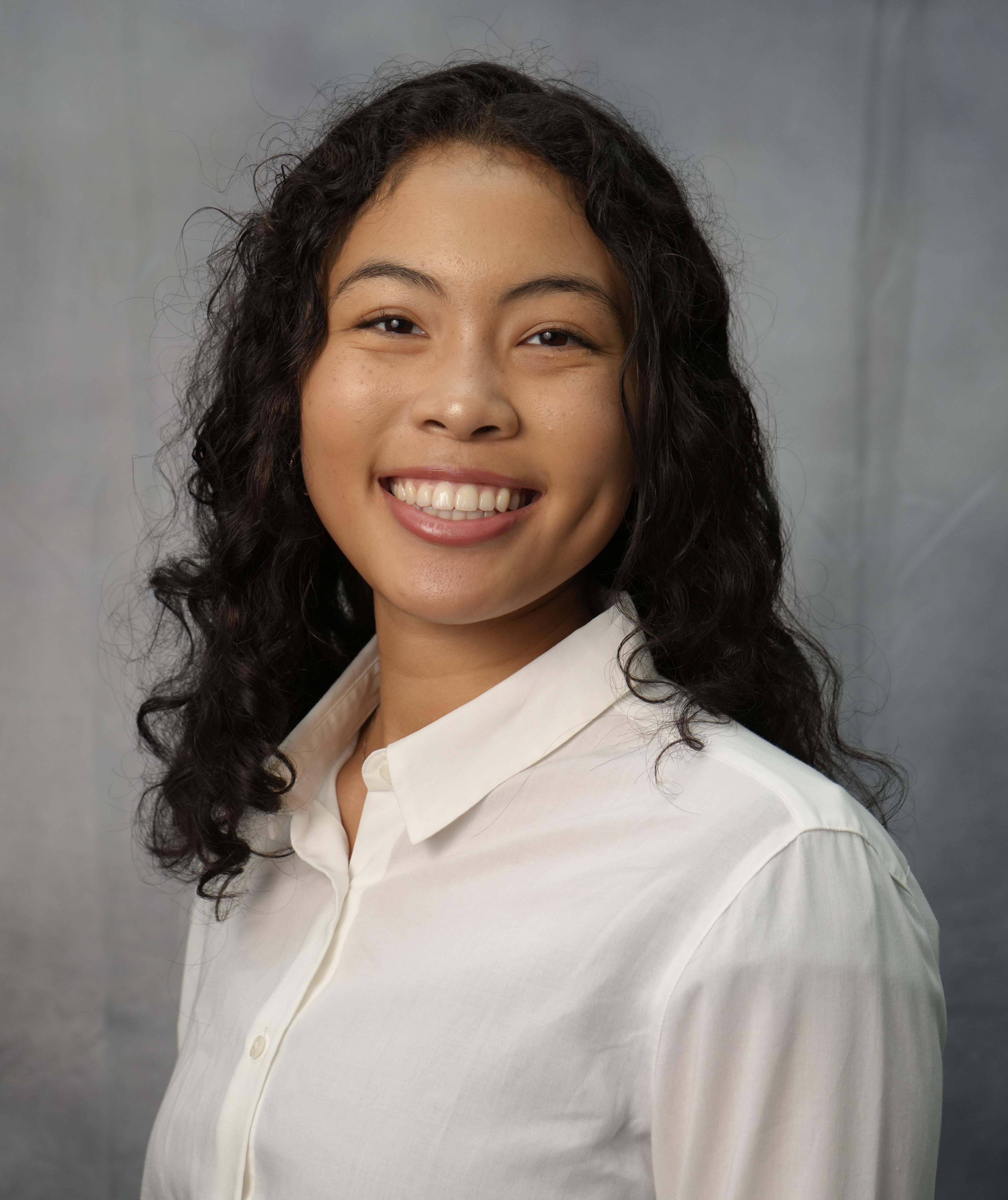 Alicia Barnett headshot